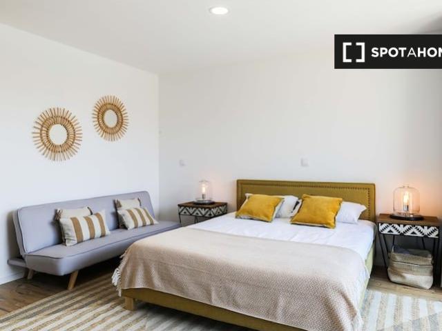 Apartamento T0 para arrendamento no Bolhão, Porto