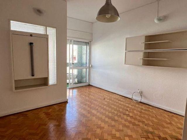 Apartamento T0 Rua da Alegria Porto | 26074068121