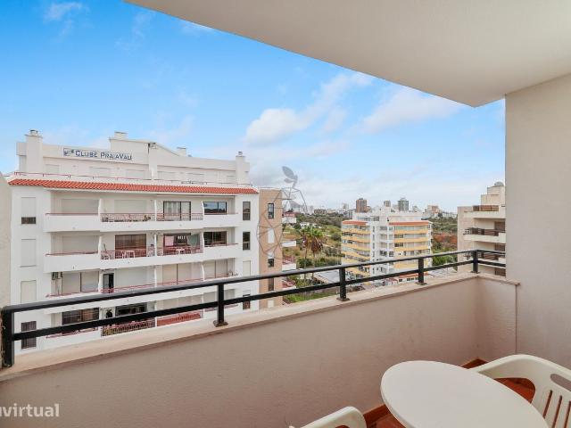Apartamento T0 situado na Praia do Vau Portimo