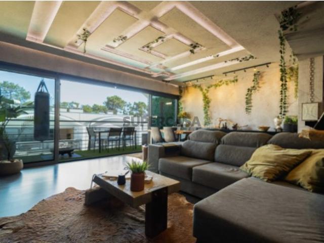 Apartamento T1+1 C/ Piscina Totalmente Remodelado Palmela Village