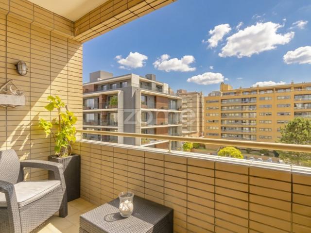 Apartamento T1+1 com metro à porta, Vilar de Andorinho