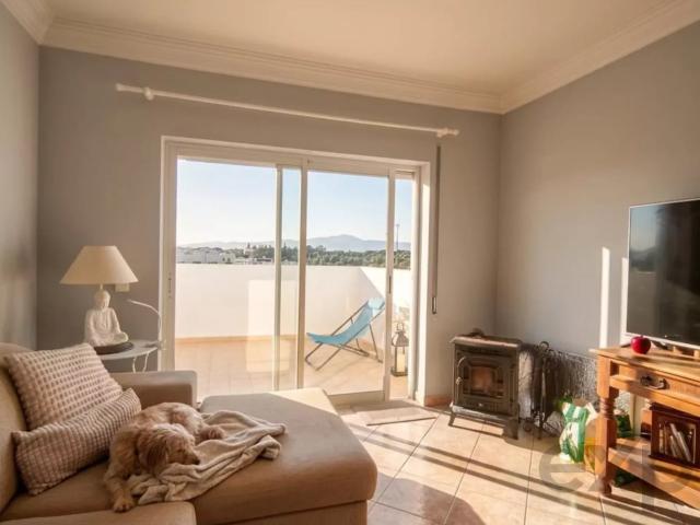 Apartamento T1+1 com Alma de T2 – Bemposta. Alvor