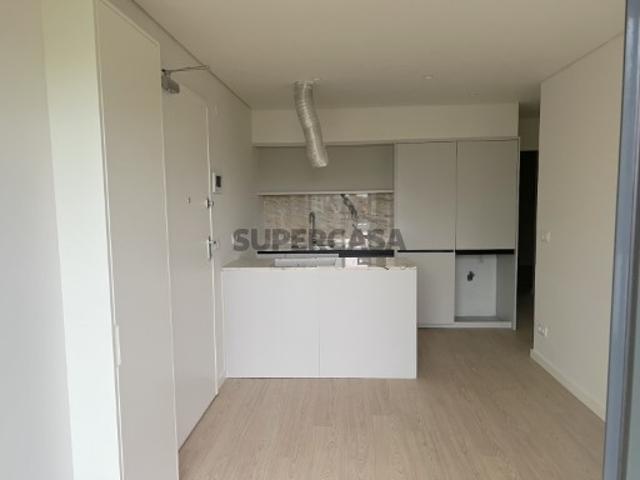 Apartamento T1+1 com Jardim no centro do Porto