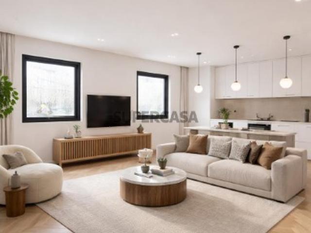 Apartamento T1+1 com Lugar de Garagem de Esgueira