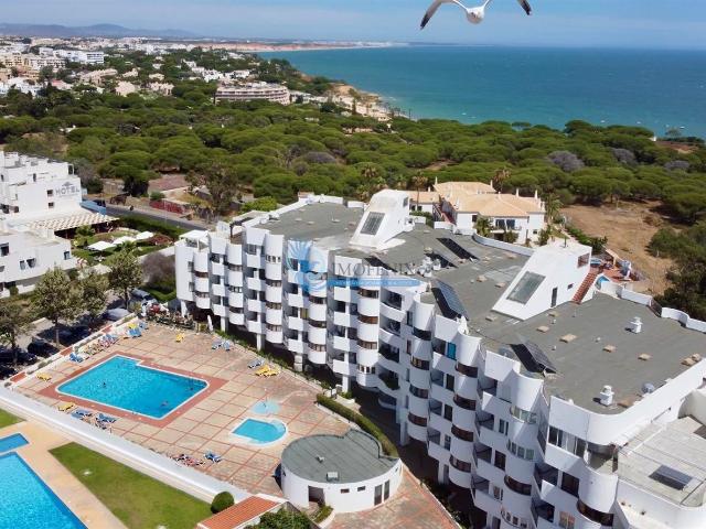 Apartamento T1+1 com piscina e garagem St Eulália Albufeira 84m² Albufeira Olhos de Água