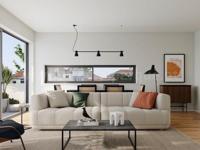 Apartamento T1+1 com varanda, junto à Av. Fernão Magalhães, Areosa