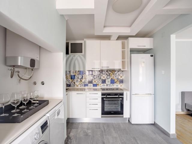 Apartamento T1+1 com vista rio em Paço de Arcos, Oeiras
