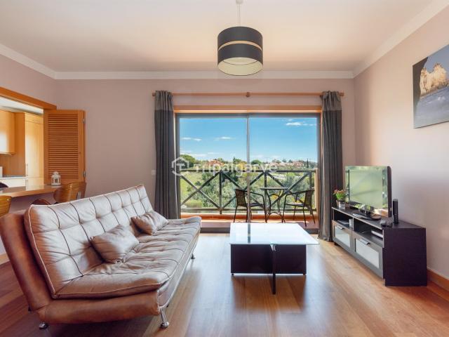 Apartamento T1+1 com Vistas 90m² Albufeira Olhos de Água