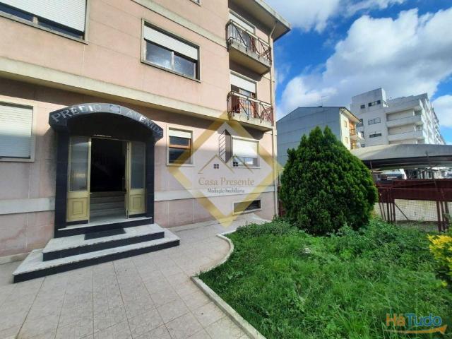 Apartamento T1+1 C/Armazém, Gondomar! | 26074058183
