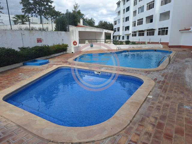 Apartamento T1+1 Albufeira