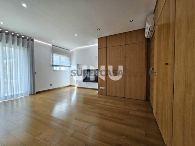 Apartamento T1+1 Duplex No Centro da Cidade de Viseu