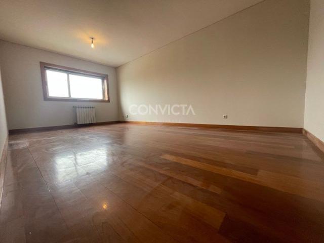 Apartamento T1+1 em Porto
