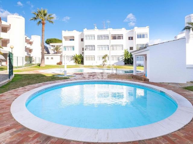 Apartamento T1+1 inserido em condomínio com piscina em Vilam. 54m² Vilamoura