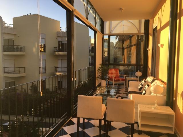 Apartamento T1+1 junto à praia em são joão do Estoril com vista mar!