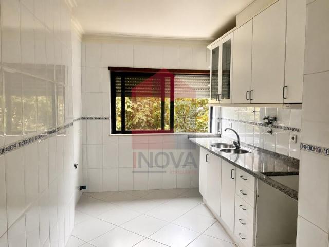 Apartamento T1+1, Lamaçães