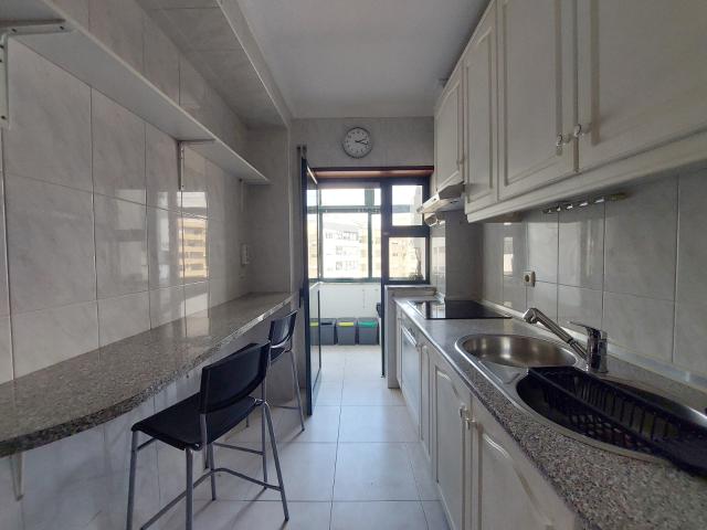 Apartamento T1+1, mobilado, ao Pólo Universitário e Hospital São João