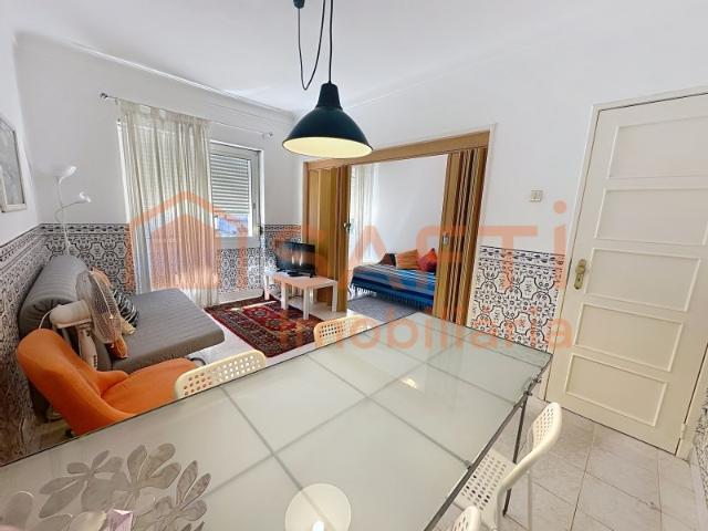 Apartamento T1+1 Mobilado na Penha de França