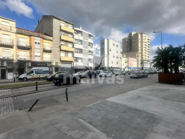Apartamento T1+1 Maximinos, Braga