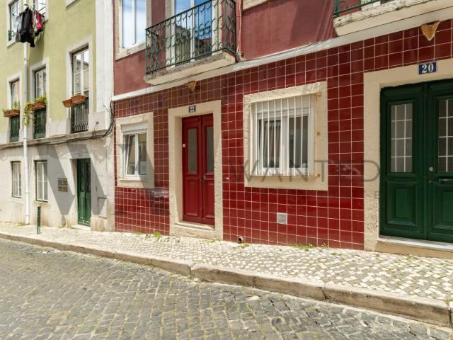 APARTAMENTO T1+1 SÃO BENTO, LISBOA