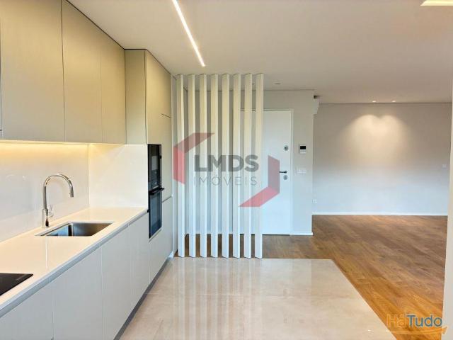 Apartamento T1+1 para arrendamento Centro de Famalicão | 26064085671