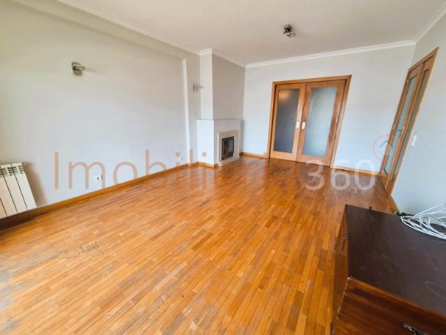 Apartamento T1+1 para Arrendamento em Matosinhos Sul