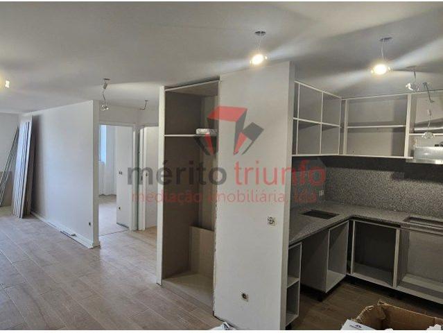 Apartamento T1+1 remodelado Vila das Aves