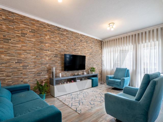 Apartamento T1+1 Remodelado no Centro da Trofa