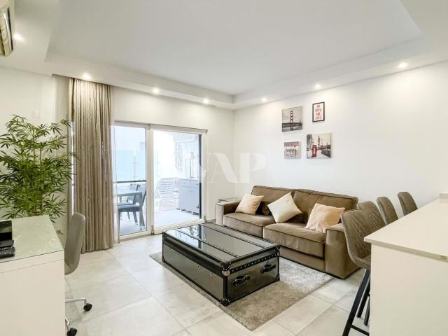 Apartamento T1+1 Renovado com Terraço em Vale do Lobo 92m² Almancil