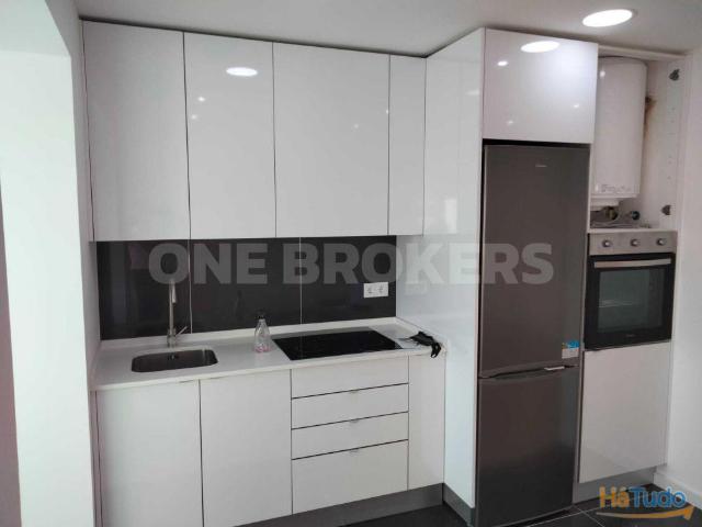 Apartamento T1+1 totalmente remodelado e equipado | 26074074719