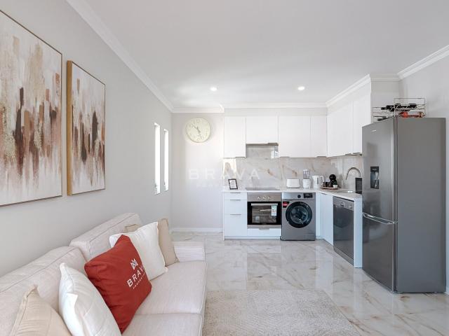 Apartamento T1+1 Totalmente remodelado localizado em Albufei. 56m² Albufeira e Olhos de Água