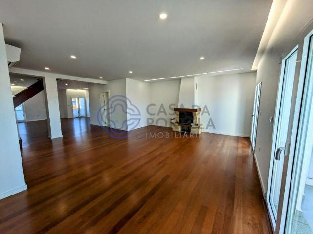 Apartamento T1+3 Duplex Viseu 139m² Viseu