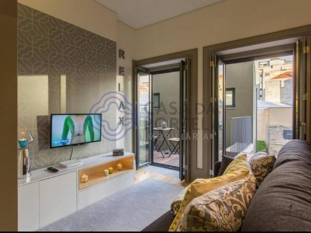 Apartamento T1, 61m2, varanda, ar condicionado, sala em open. 51m² Cedofeita, Santo Ildefonso, Sé, Miragaia, São Nicolau e Vitória