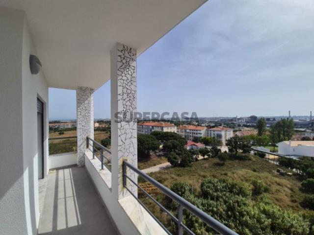 Apartamento T1 + 1 Novo em Paio Pires