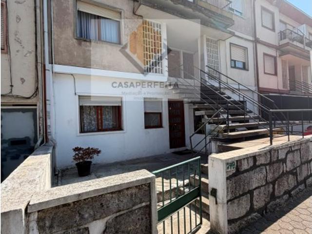 Apartamento T1 +1 com espaço exterior Oliveira do Douro