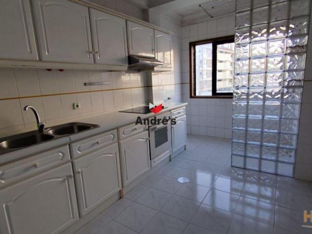 Apartamento T1+ 1 | Elevador | Ao Marquês | 26084071019