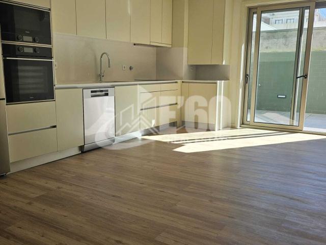 Apartamento T1 + 1