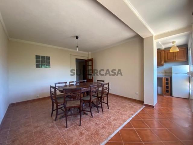 Apartamento T1 + 2 Terraço