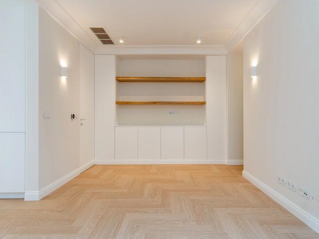 Apartamento T1 totalmente remodelado com garagem no Centro de Lisboa Rua Castilho/Avenida da Liberdade