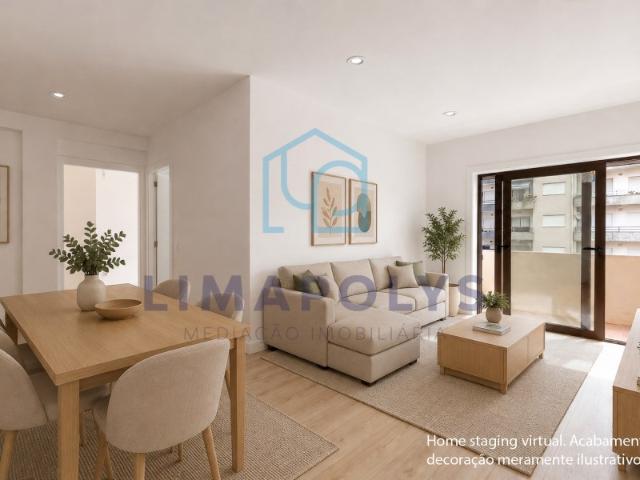 Apartamento T1 totalmente Renovado na Praia da Amorosa | Pronto a Habitar