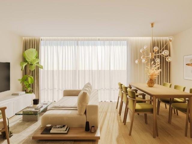 Apartamento T1 | Varanda | Jardim Comum | Bonfim | Porto