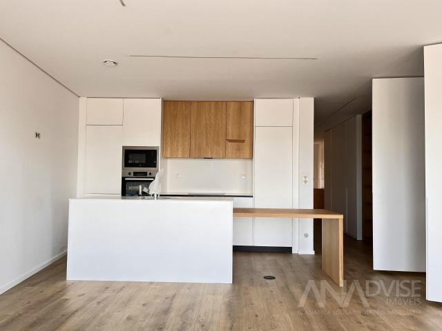 Apartamento T1 Venda em Mafamude e Vilar do Paraíso,Vila Nov. 78m² Oliveira do douro