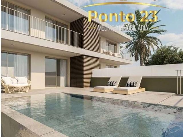 Apartamento T1 Viva com Elegância no Coração do Funchal
