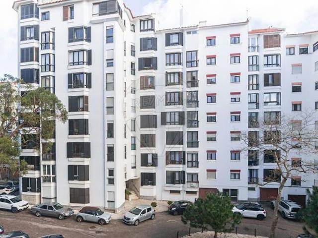 Apartamento T1 à venda em Cascais 54m² Cascais e Estoril