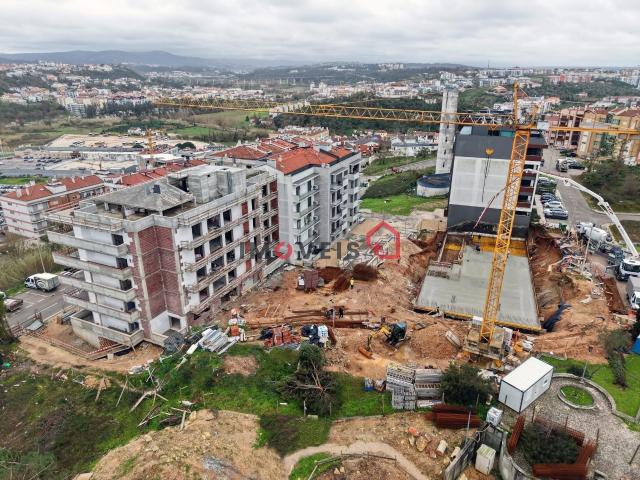 Apartamento T1 Alto da Colina 3A Vale da Cabrita, Leiria
