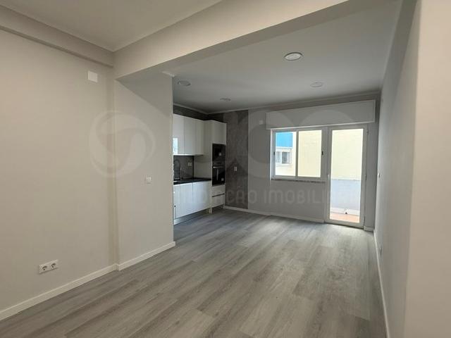 Apartamento T1 Amadora