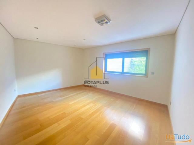 Apartamento T1 Baixa Porto | 26084079135