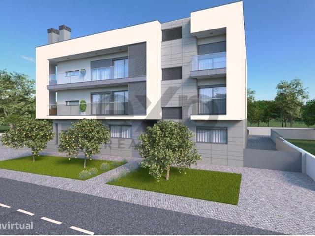 APARTAMENTO T1 C COM PISCINA, SAUNA, ELEVADOR, GARAGEM, JARDIM