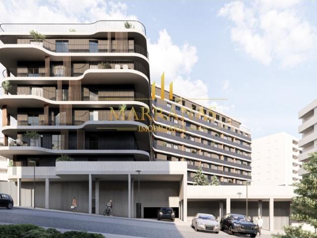 Apartamento T1 c/ varanda