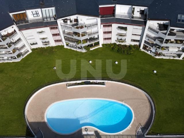 Apartamento T1, C/ Varandas e Piscina a 900m da Praia