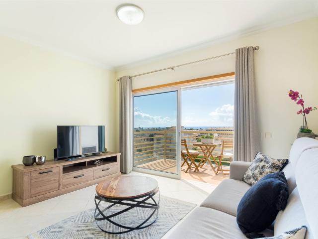 Apartamento T1 central com duas varandas e vista mar 75m² Albufeira e Olhos de Água